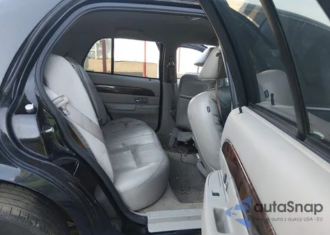 2010 Mercury Grand Marquis Ls (Fleet Only) из США, поврежденный, VIN 2MEBM7FVXAX600132